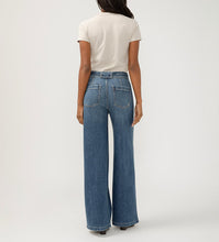 Charger l'image dans la galerie, HIGHLY DESIRABLE BELTED ULTRA WIDE LEG SILVER JEAN L28970ADM314