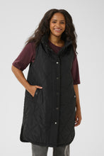 Charger l'image dans la galerie, VESTE LONGUE SANS MANCHE MATELASSÉE TAILLE PLUS KAFFE CURVE KCMALENA 10580457