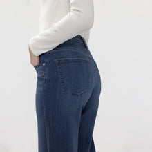 Charger l'image dans la galerie, SUKI WIDE LEG SILVER JEAN L93905LSS352