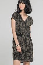 Charger l'image dans la galerie, ROBE IMPRIMÉ ENCOLURE CACHE-COEUR ELORA 19SONGE