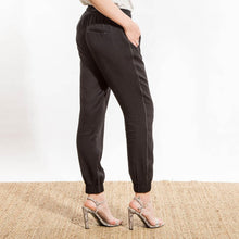 Charger l'image dans la galerie, PANTALON LOOK JOGGING LYOCELL ELORA 21BAC