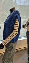 Charger l&#39;image dans la galerie, TRICOT PONCHO SANS MANCHE COL V BOUTONS B.YOUNG BYOTINKA 20815276 193964
