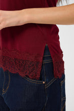 Charger l'image dans la galerie, HAUT CAMISOLE COL V BRETELLE LARGE CREAM CRALVAIA JERSEY LACE TOP 10615546 191724
