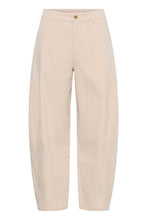 Charger l'image dans la galerie, PANTALON VELOURS CORDÉE JAMBE BARREL CREAM CRBALLIE BARREL PANT 10615711
