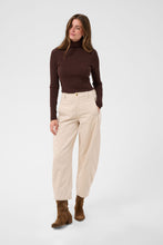 Charger l'image dans la galerie, PANTALON VELOURS CORDÉE JAMBE BARREL CREAM CRBALLIE BARREL PANT 10615711
