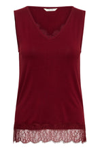 Charger l'image dans la galerie, HAUT CAMISOLE COL V BRETELLE LARGE CREAM CRALVAIA JERSEY LACE TOP 10615546 191724
