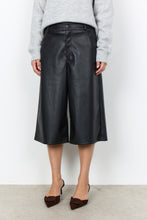Charger l'image dans la galerie, PANTALON CUIRETTE JAMBE LARGE CULOTTE SOYA CONCEPT BECKIE 20C 500217
