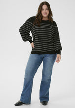 Charger l'image dans la galerie, TRICOT RAYURES COL ROND MANCHE BOUFFANTE TAILLE PLUS KAFFE CURVE KCLINIA 10583860
