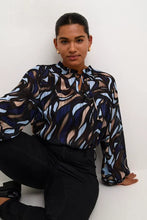Charger l&#39;image dans la galerie, BLOUSE MANCHE LONGUE IMPRIMÉ KAFFE CURVE KCMARGA 10582663
