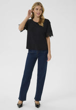 Charger l&#39;image dans la galerie, HAUT MANCHES COURTES AVEC DENTELLE CREAM CRLIVY T-SHIRT 10613702-100120
