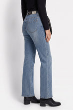 Charger l'image dans la galerie, GEORGIA BOOT CUT JEAN LOIS 2O25-7217-90A
