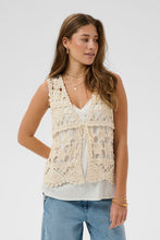 Charger l'image dans la galerie, VESTE EN CROCHET TRICOT SANS MANCHE CREAM CRLOTU VEST 10614909

