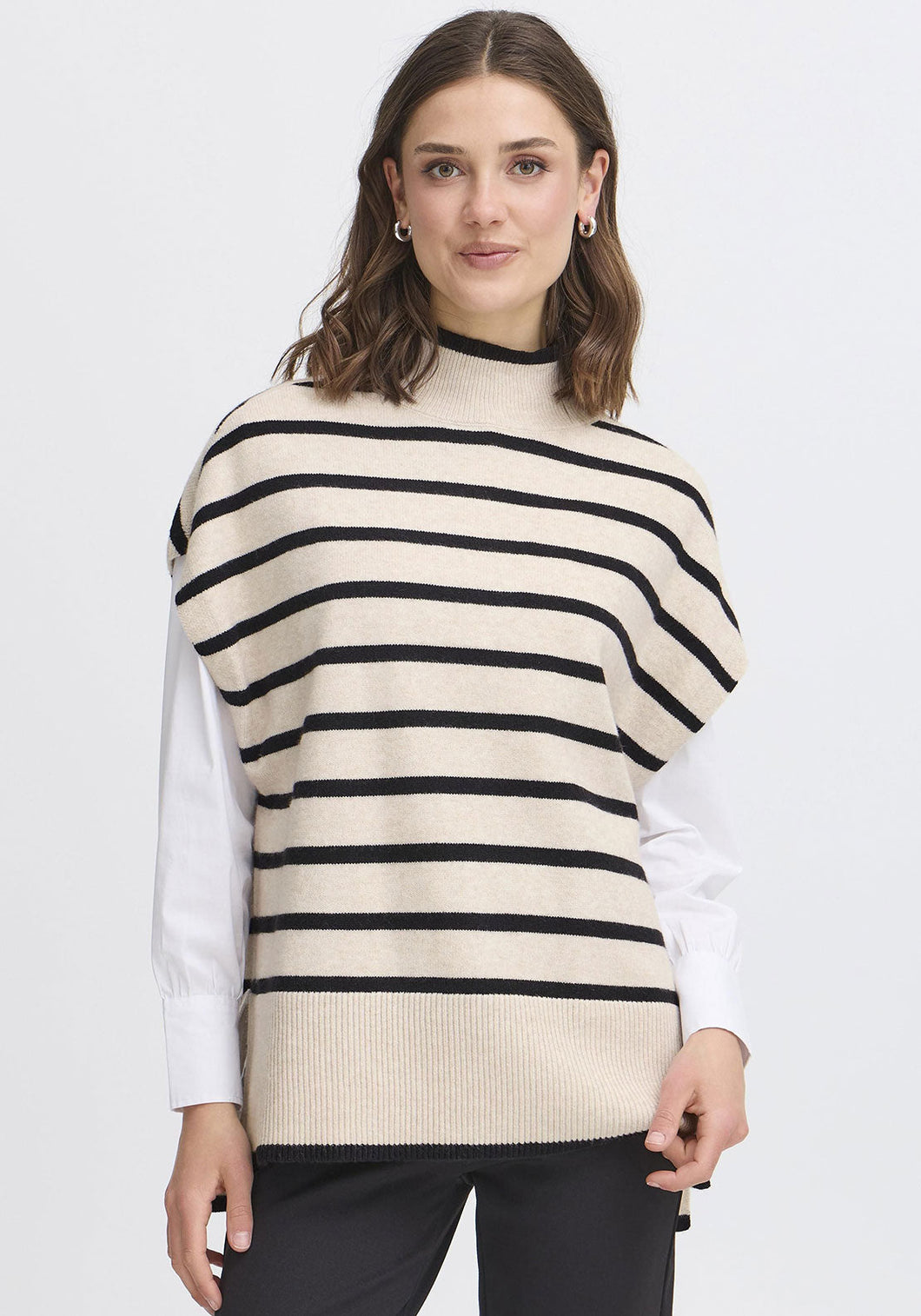 TRICOT PONCHO SANS MANCHE COL MONTANT RAYURES FRANSA FRBITTE PO1