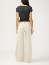 Charger l'image dans la galerie, PANTALON JAMBE LARGE LIGHT WEIGTH KNIT PANT SILVER JEANS L63902LWC679
