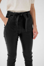 Charger l'image dans la galerie, PANTALON ENDUIT CUIRETTE TAILLE ÉLASTIQUE CREAM CRTORID 10610407
