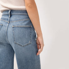 Charger l'image dans la galerie, BE EASY LONG JORT BERMUDA SILVER JEAN L28547AGR233
