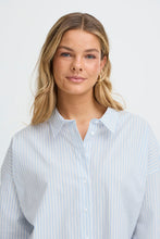 Charger l'image dans la galerie, BLOUSE OVERSIZE RAYURES VERTICALES COL CHEMISIER M/L FERMETURE BOUTONNIERE FRANSA FRZASHIRT SH 11 20617471
