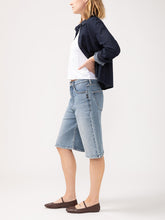 Charger l'image dans la galerie, BE EASY LONG JORT BERMUDA SILVER JEAN L28547AGR233
