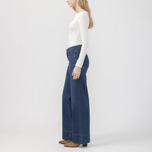 Charger l'image dans la galerie, SUKI WIDE LEG SILVER JEAN L93905LSS352
