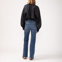 Charger l'image dans la galerie, AVERY TROUSER SILVER JEAN L94903CVS220
