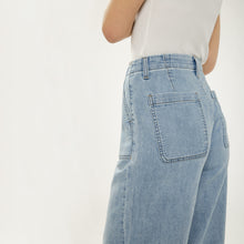Charger l'image dans la galerie, JEAN JAMBE LARGE LIGHT WEIGTH KNIT PANT SILVER JEANS L63902LWK201
