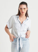 Charger l&#39;image dans la galerie, BLOUSE EN TENCEL BLACK TAPE 1923250T
